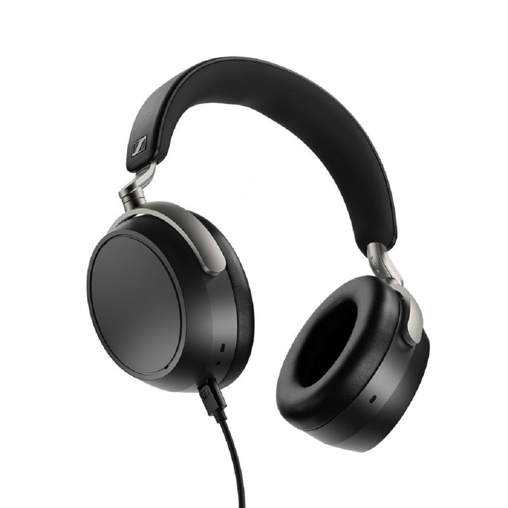 Sennheiser HDB 630 Wireless Noise Cancelling Headphones with BTD 700 Dongle – Black, Brand New